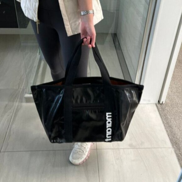 Isabel Marant Darwen Tote Bag - Picture 2 of 2